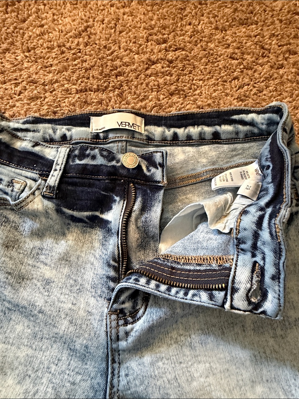 Vervet Bella High Rise Cropped Jeans. Size 29 - Picture 2 of 10